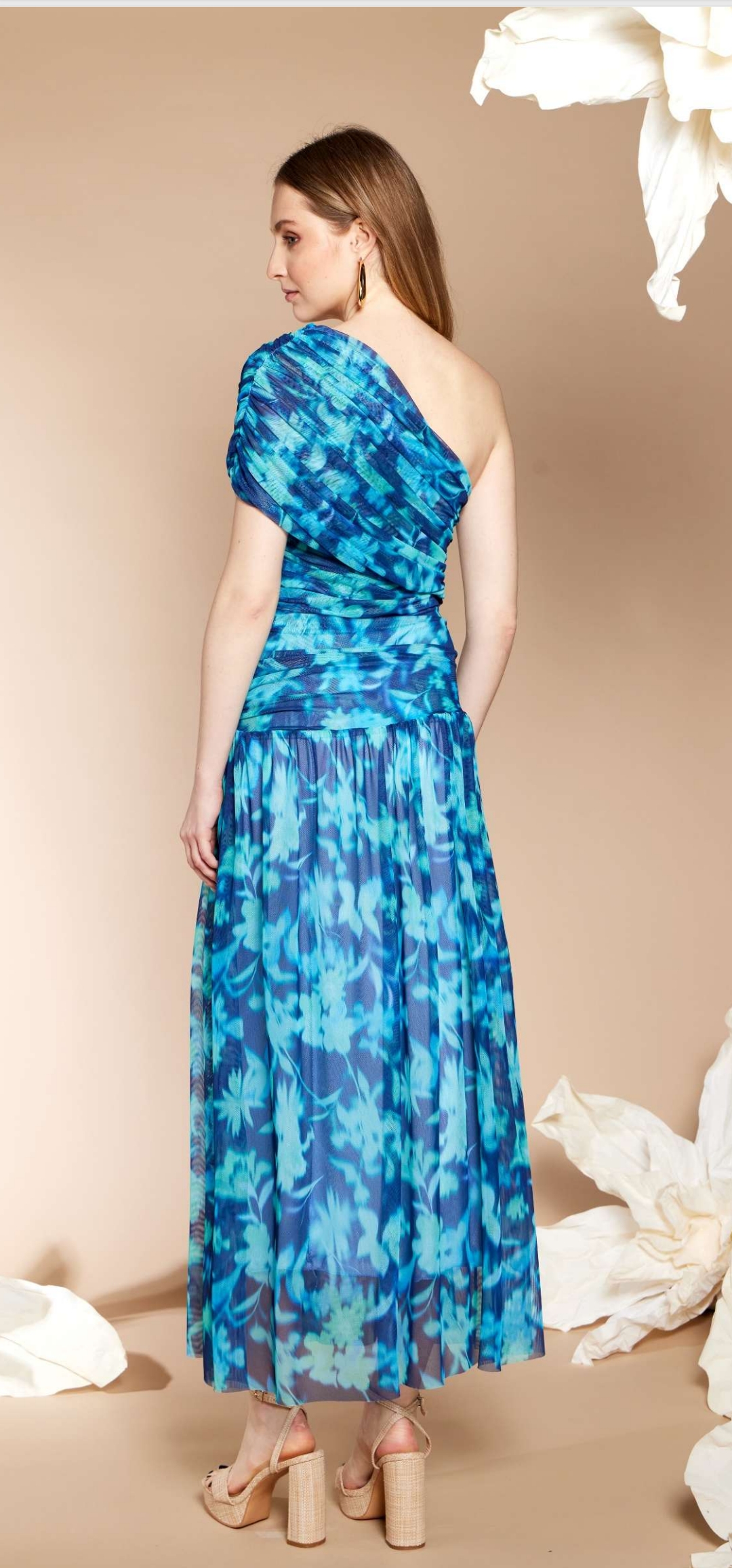 Vestido estampado de escote asimétrico - Imagen 2