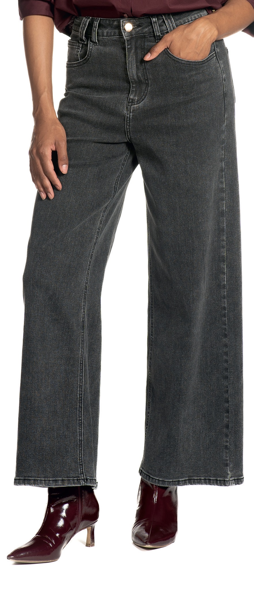 Pantalón negro estilo vaquero
