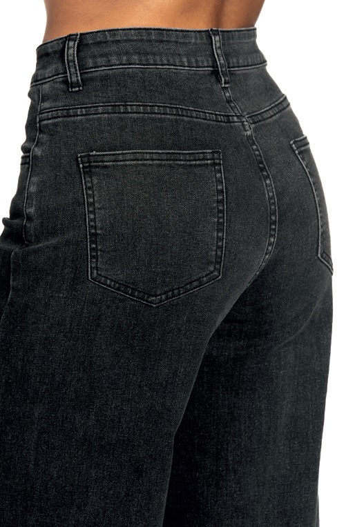 Pantalón negro estilo vaquero - Imagen 3